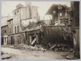 Verdun. The Daring Cock Hotel