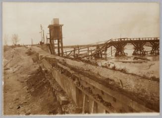 Nr. 5907 The collapse of the Italian army in Venice. Abandoned Italian bridge positions at the railway bridge over the Tagliamento at Codroipo, 28 November 1917
