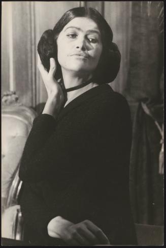 Francesca Romana Coluzzi on the set of the film  'Siamo tutti in libertà provvisoria'