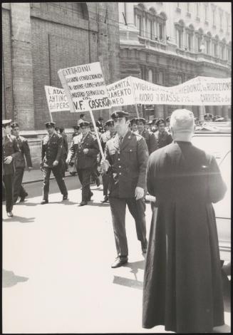 Fire fighters protest, Rome