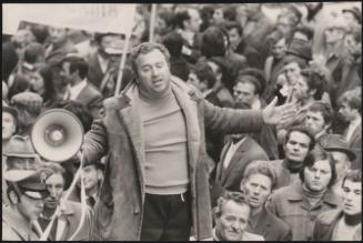 Construction worker's demonstration 