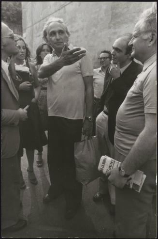 Marco Pannella amongst fellow politicians from the Radical party, including Gianfranco Spadaccia