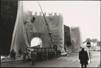 The Wall – Wrapped Roman Wall, Via Veneto and Villa Borghese, Rome, Italy, 1973-74. By artists Christo and Jeanne-Claude