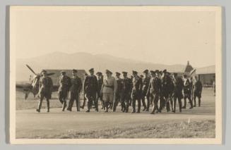 Loose WW1, WW2, family photographs  (Gerd von Massow Collection)
