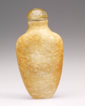 Snuff Bottle with Dragon Design