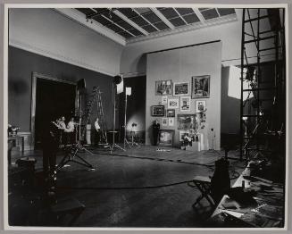 [Arnold Newman photographing Russell A. Plimpton at the Minneapolis Institute of Arts for “What Do U.S. Museums Buy?”]

