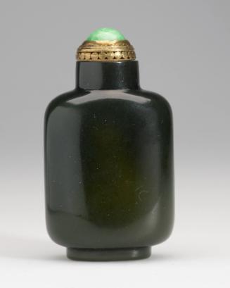 Snuff bottle in nephrite