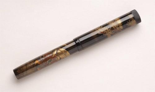 Fountain pen and box