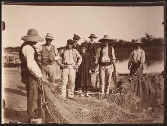 Dax - Aloze fishermen at the Castecrabe district on the Adour river