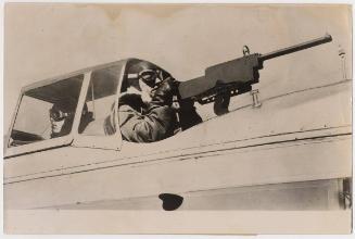 The Camera Shoots. The Fairchild CG-16 Camera machinegun. It has the same size and same weight as the real machine gun.