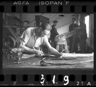 Man working in a workshop ("ressort") in the ghetto