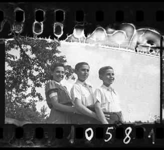 Mother with her two sons: Lodz Ghetto residents