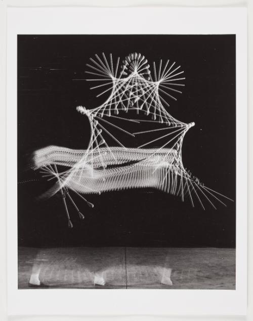 Ghost Feet Baton 5302