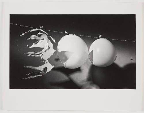 5901 (bullet through three balloons)