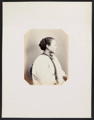 281. Icheon-ya-Moä (19 ans) chinoise née à Canton