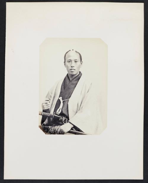 205. Bes-syo sad-zi-ro (25 ans) 2e Serviteur du 2e ambassadeur du Taiconne du Japon à Paris, frontal