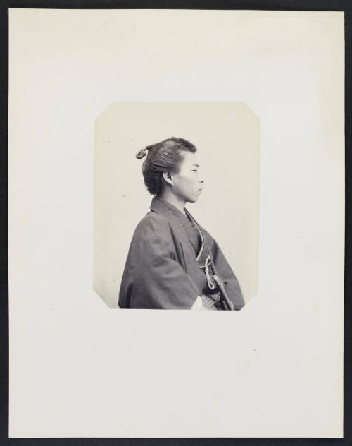 210. Ok kotsou watari (17 ans) Coiffeur des Officiers de l'Ambassade du Taiconne du Japon à Paris, profile