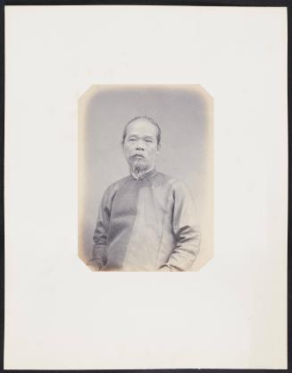 Ambassade Cochinchinoise à Paris. 149. Ta hue Ké (50 ans) Secrétaire de Ministère des Finances - Frontal