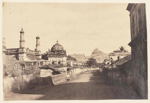 Trichinopoly. Street View, Rock in the Distance