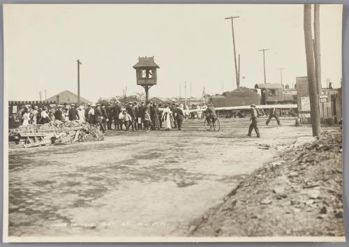 Bay St. 4 p.m., June 14, 1913